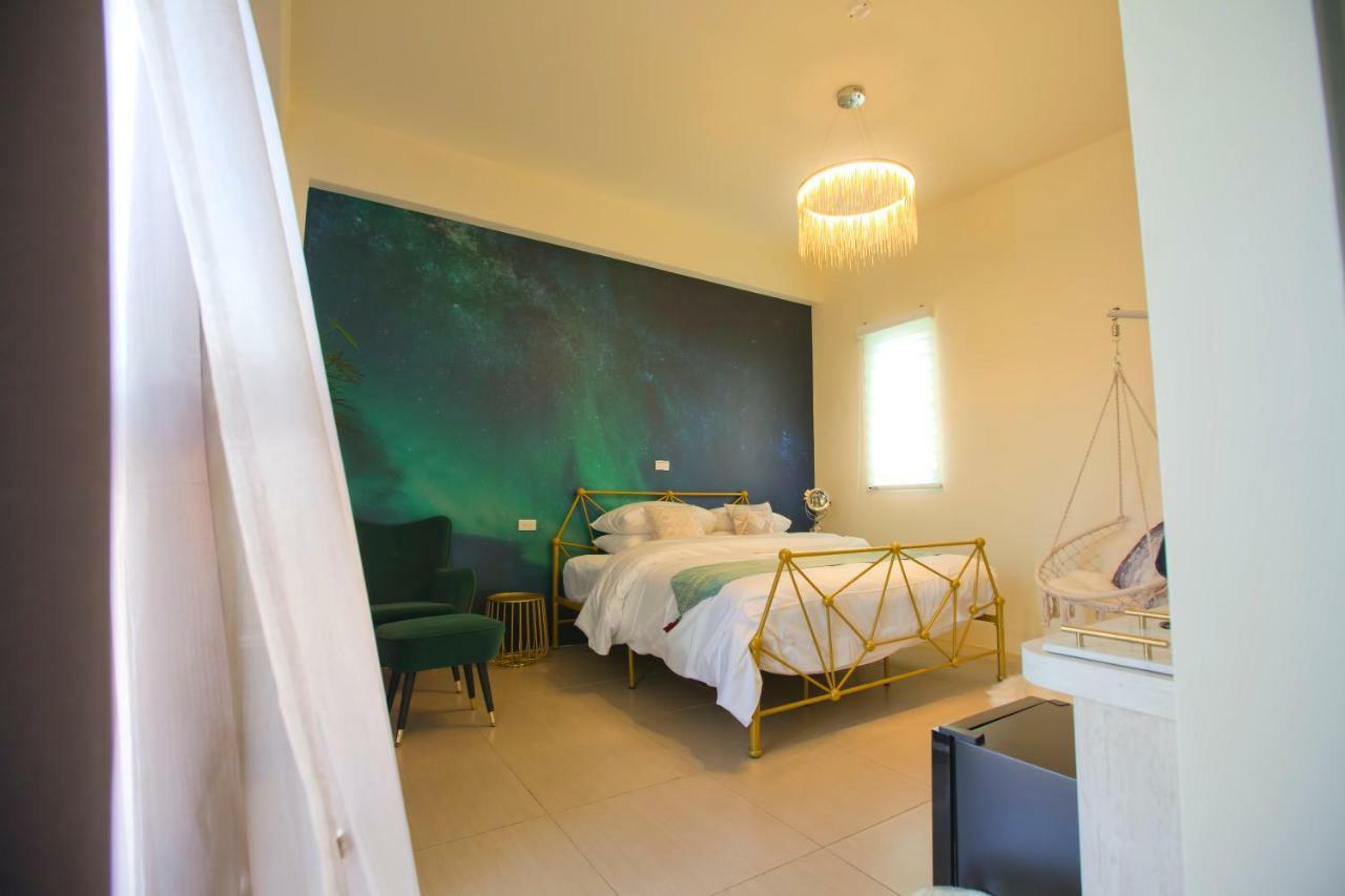 Burano Yellow Villa Heng-ch'un Eksteriør bilde